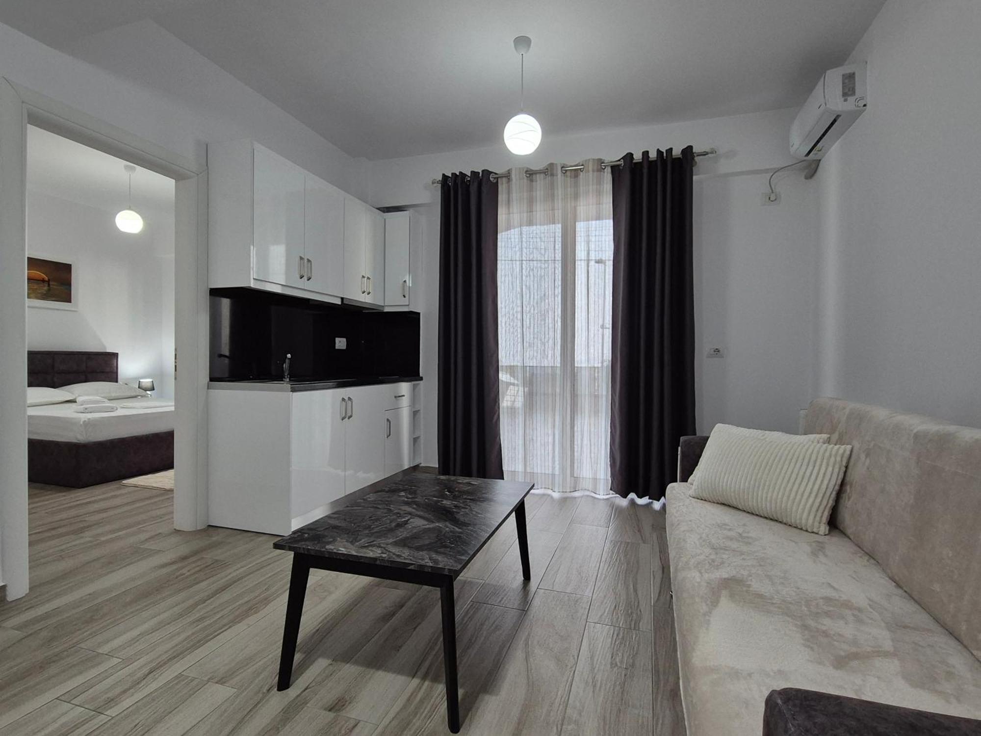Flore Rooms Saranda Extérieur photo
