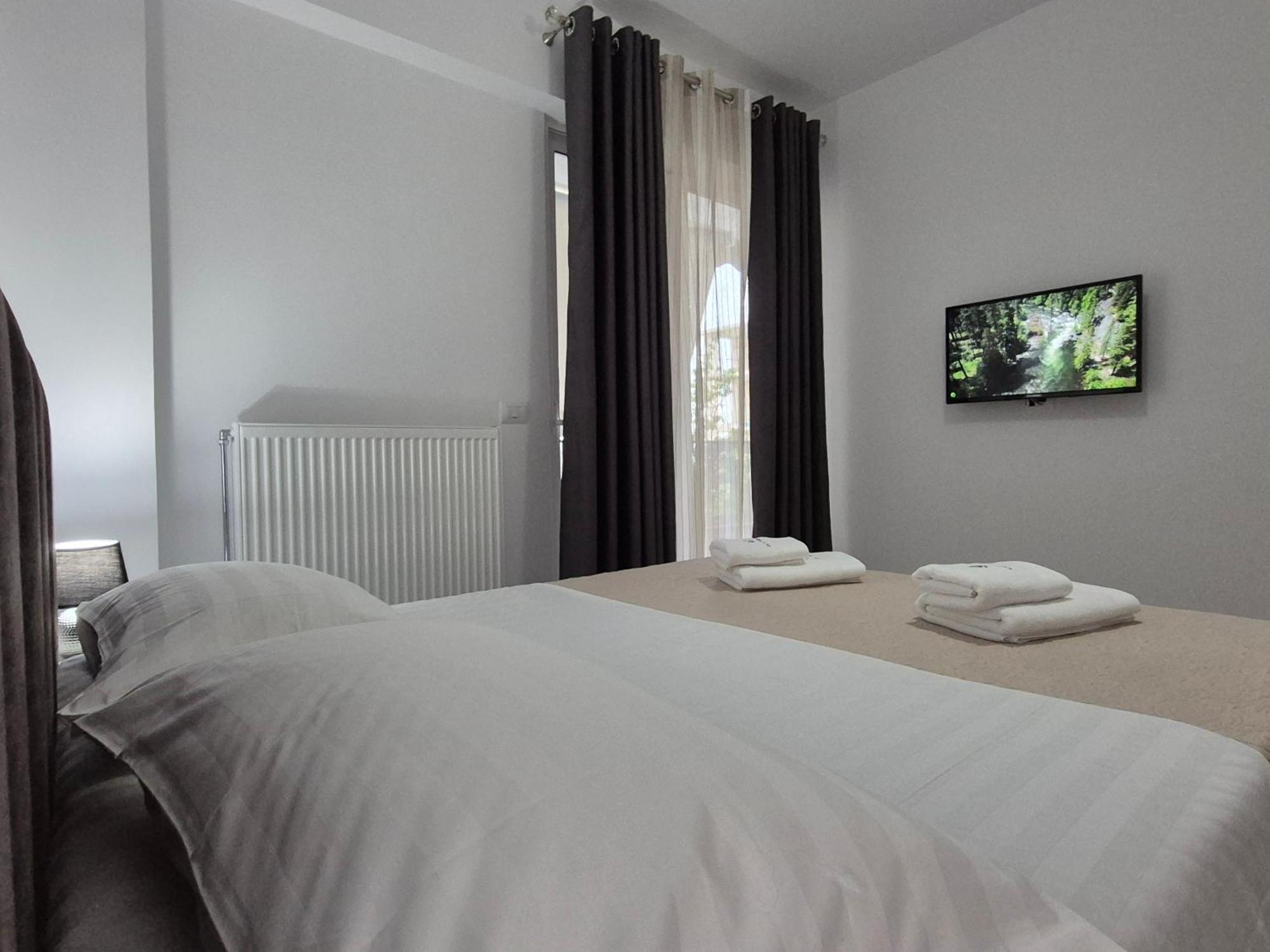 Flore Rooms Saranda Extérieur photo